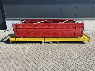 ( Locatie Garmerwolde ) 2x Palletstelling Esmena 300×110 / lengte 18.6